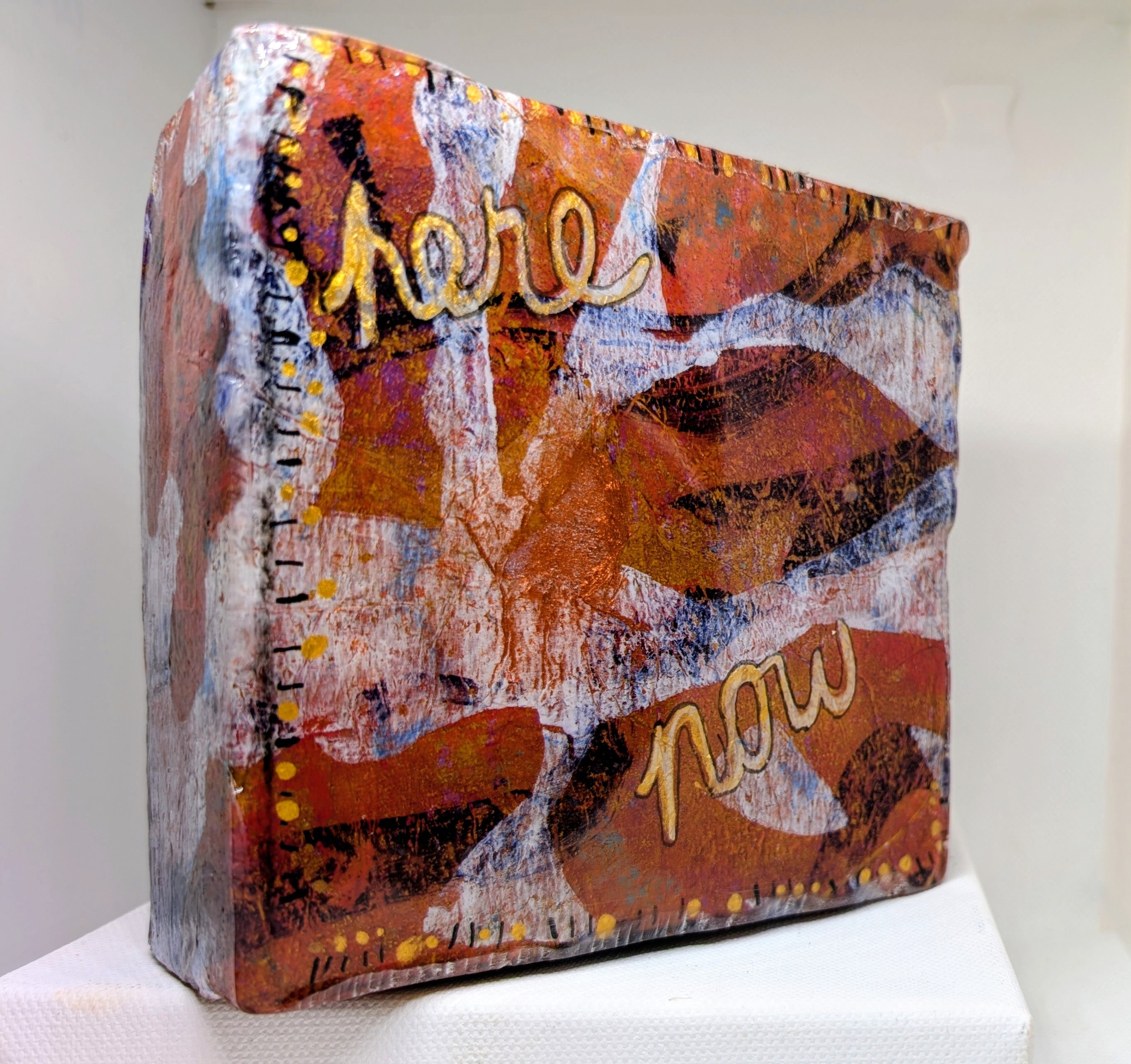 Brown & Gold Here & Now :  Meditation Icon